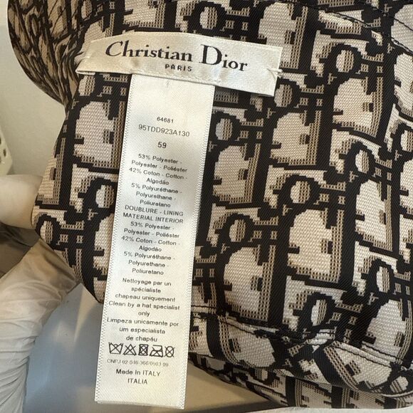 Dior Reversible Teddy-D Small Brim Bucket Hat Size 59 main image 6